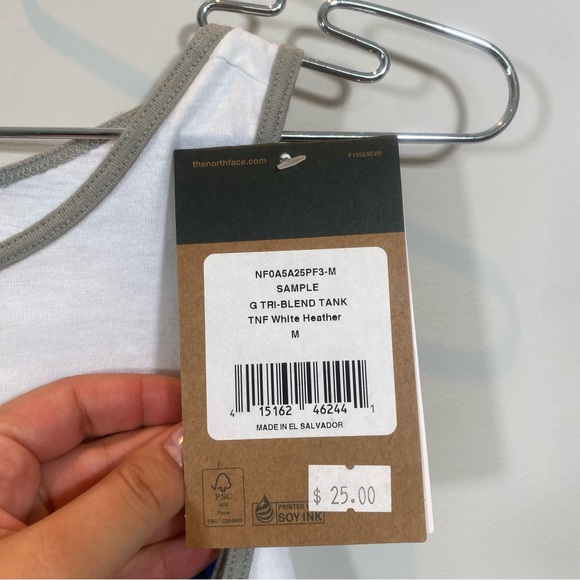 NEW North Face Girls Tri-Blend Tank Size M (age 10/12) - Picture 4 of 6